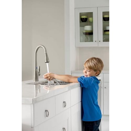  Moen Arbor Spot Resist Stainless Motionsense Two-Sensor Touchless Kitchen Faucet Featuring Power Clean, One-Handle Kitchen Sink Faucets with Pull Down Spray Head, 7594ESRS