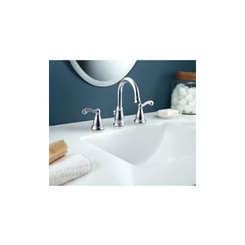 Moen WS84004 Chrome two-handle bathroom faucet