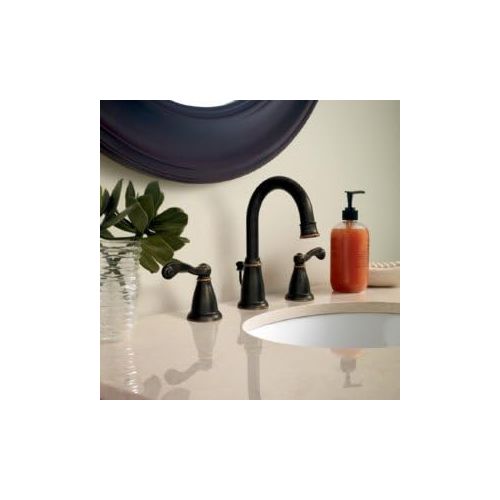  Moen WS84004 Chrome two-handle bathroom faucet