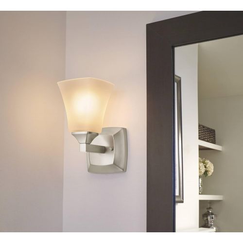  Moen YB5161CH Voss Bath Lighting One Globe, Chrome