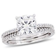 Moissanite by Miadora Signature Collection 14k White Gold 2ct TGW Cushion-Cut Moissanite and 14ct TDW Diamond Bridal Ring Set by Miadora