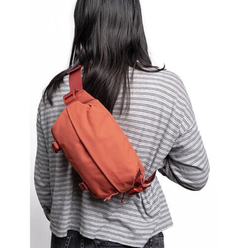 모멘트 Moment MTW Fanny Sling (Clay, 2L)