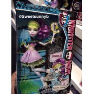 Monster High Ghoul Sports - Spectra Vondergeist Doll
