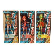 Monster High 2013 Swimsuit Edition Doll Figure Set with Draculaura , Lagoona Blue , and Venus McFlytrap (Limited)