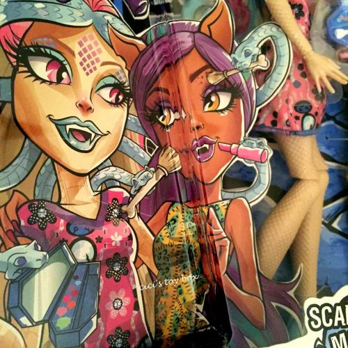 몬스터하이 Monster High Scare and Make-Up Two Pack Featuring Viperine Gorgon and Clawdeen Wolf Dolls