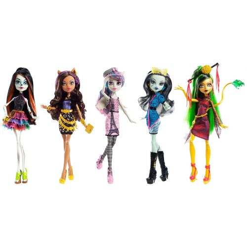 몬스터하이 Monster High Travel Scaris Clawdeen Wolf Doll (Discontinued by manufacturer)