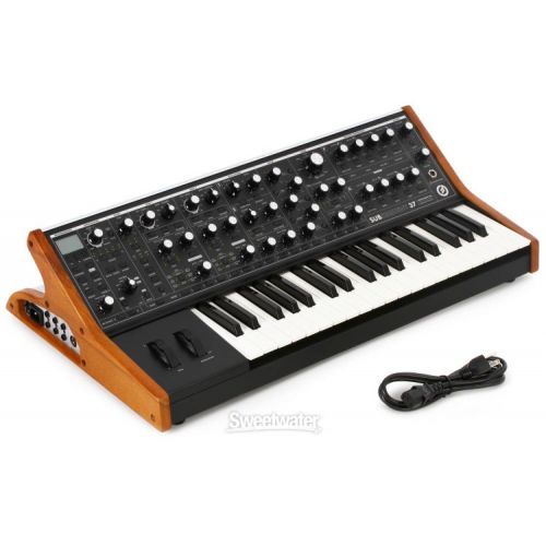  Moog Subsequent 37 Analog Synthesizer with Decksaver Cover