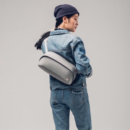  Moshi Tego Slingpack (Gray)