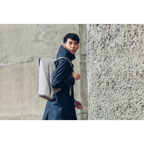  Moshi Tego anti-theft Backpack