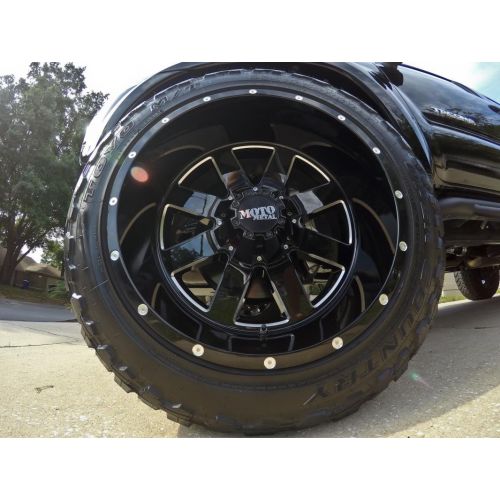  Moto Metal MO962 Gloss Black Wheel with Milled Accent Finish (20x12/6x5.5)