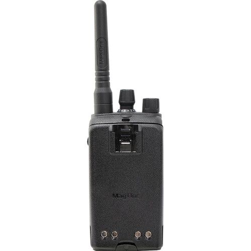 모토로라 Motorola BPR40 UHF MAG ONE 2-Way 4 Watt, 16 Channel, Analog Digital, UHF 403-470 MHz Non-Display Radio