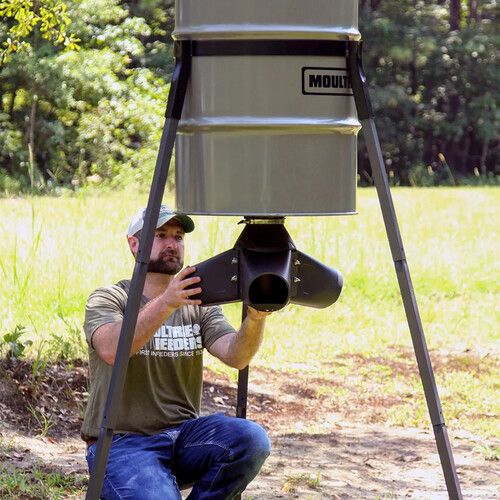  Moultrie 55-Gallon Gravity Tripod Feeder