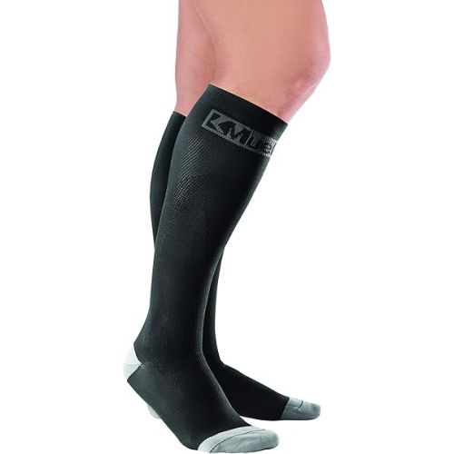  Mueller Sports Medicine Compression and Recovery Socks, Black, Medium