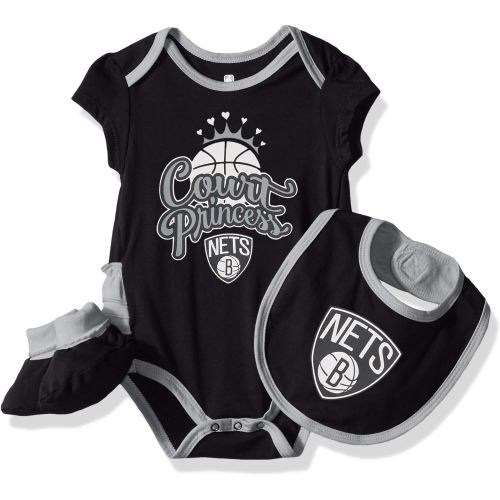  NBA by Outerstuff NBA Unisex-Baby Mini Trifecta Bodysuit, Bib & Bootie Set