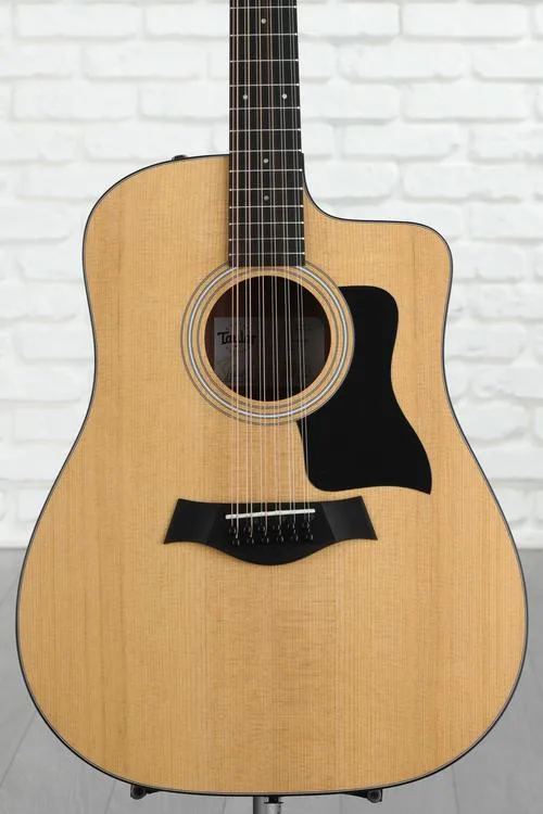 Taylor 150ce Dreadnought 12-string Acoustic-electric Guitar - Natural