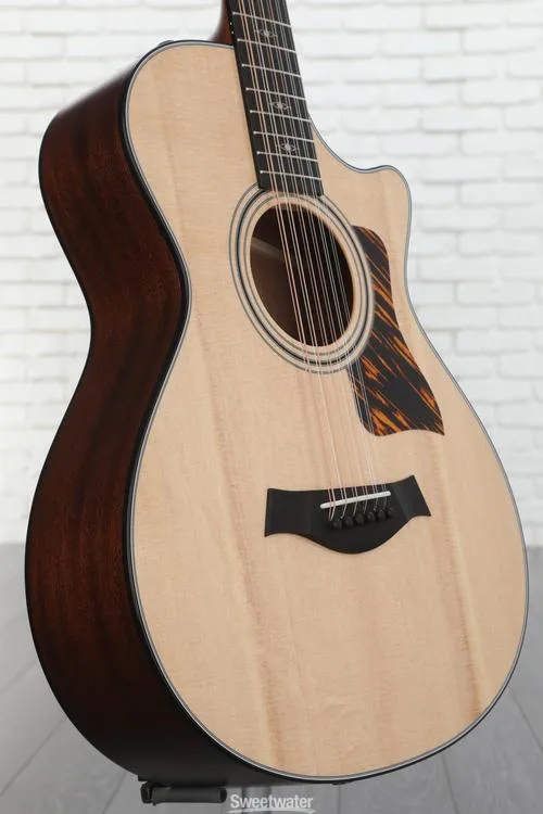 NEW
? Taylor 352ce 12-string Acoustic-electric Guitar - Natural with Firestripe Pickguard