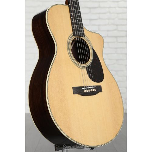  NEW
? Martin SC-28E Acoustic-electric Guitar with Fishman Aura VT Blend Electronics - Aged Natural