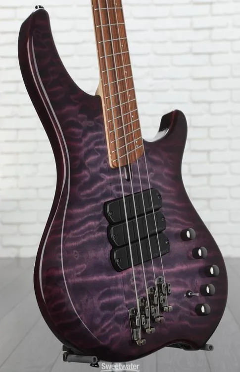  NEW
? Dingwall Guitars Combustion 4-string Electric Bass - Ultraviolet Burst with Pau Ferro Fingerboard