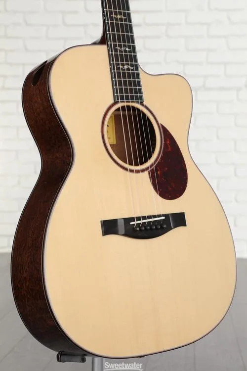 NEW
? Eastman Guitars L-OMCE-QS Acoustic-electric Guitar - Natural