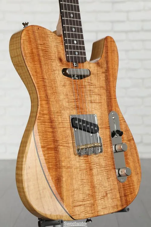  NEW
? Larrivee Baker-T Pro Electric Guitar - Natural Hawaiian Koa