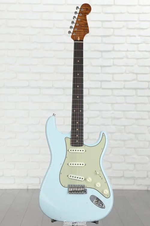  NEW
? Fender Custom Shop GT11 Journeyman Relic Stratocaster Electric Guitar - Sonic Blue, Sweetwater Exclusive