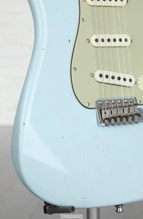  NEW
? Fender Custom Shop GT11 Journeyman Relic Stratocaster Electric Guitar - Sonic Blue, Sweetwater Exclusive