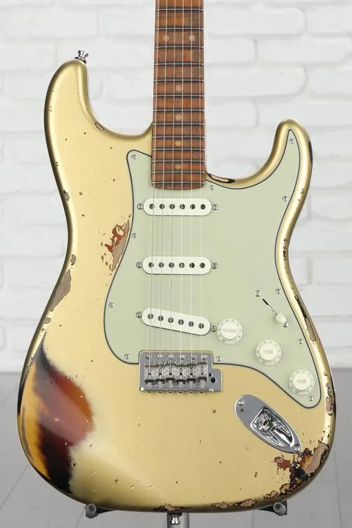 NEW
? Fender Custom Shop GT11 Heavy Relic Stratocaster - Aztec Gold 3-tone Sunburst, Sweetwater Exclusive