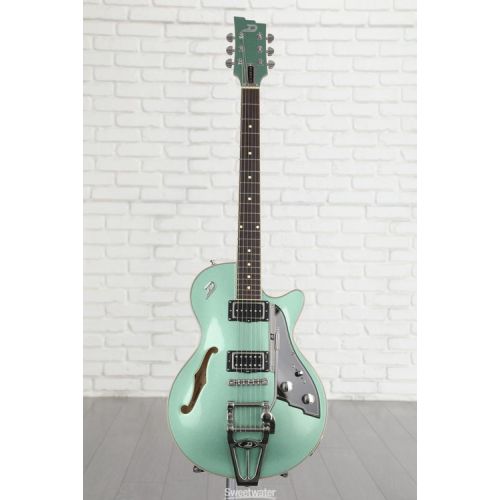  NEW
? Duesenberg Duo-Tone Starplayer TV Semi-hollowbody Electric Guitar - Catalina Green and White