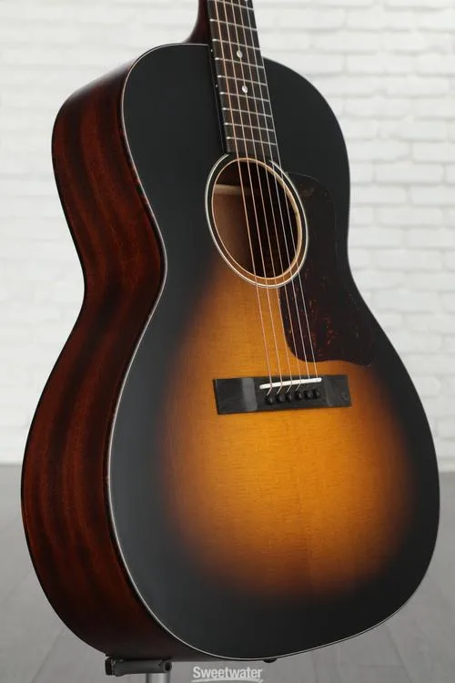 NEW
? Eastman Guitars E1OOSS Acoustic Guitar - Sunburst