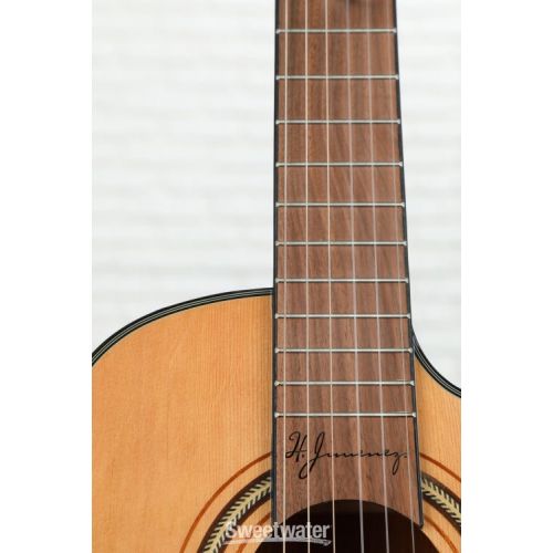  NEW
? H. Jimenez Voz de Trio Acoustic-electric Requinto - Natural