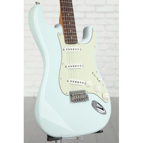  NEW
? Fender American Professional II GT11 Stratocaster - Sonic Blue, Sweetwater Exclusive