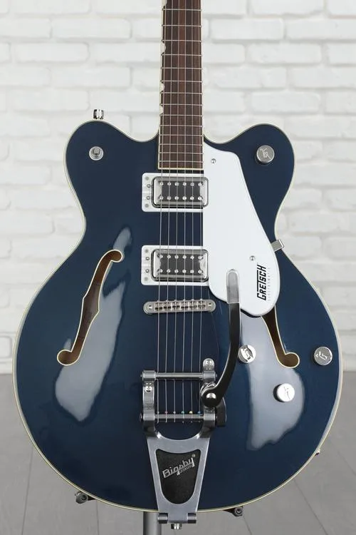 NEW
? Gretsch G5622T Electromatic Center Block Double-Cut with Bigsby - Midnight Sapphire