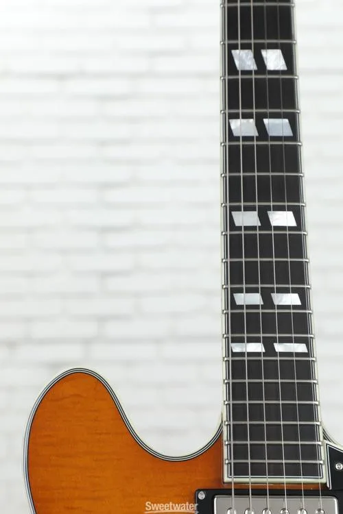  NEW
? Eastman Guitars T486-GB Thinline Semi-hollowbody Electric Guitar - Goldburst