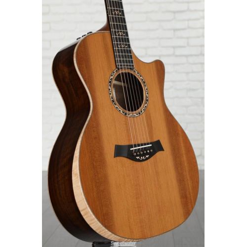  NEW
? Taylor Custom Catch #11 Grand Auditorium Acoustic-electric Guitar - Chocolate Shaded Edge Burst with Aged Toner Top