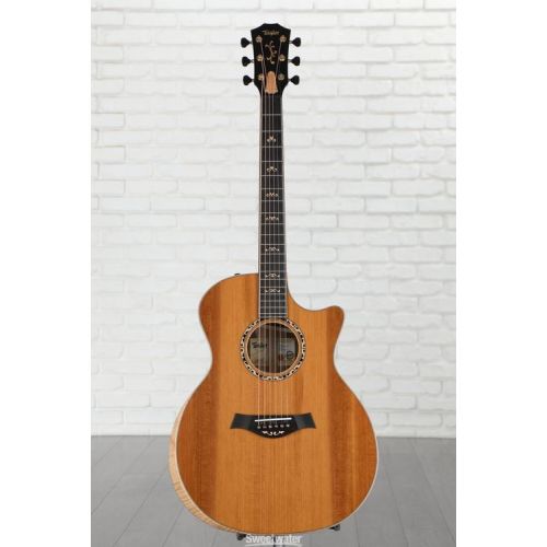  NEW
? Taylor Custom Catch #11 Grand Auditorium Acoustic-electric Guitar - Chocolate Shaded Edge Burst with Aged Toner Top