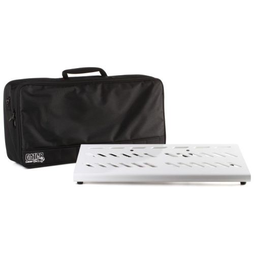  NEW
? Gator Gator?Large Pedalboard Bundle - Bag, Power Supply, and Patch Cables - White