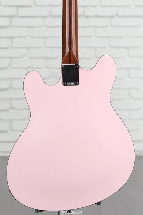  NEW
? Fender Tom DeLonge Starcaster Semi-hollowbody Electric Guitar - Satin Shell Pink