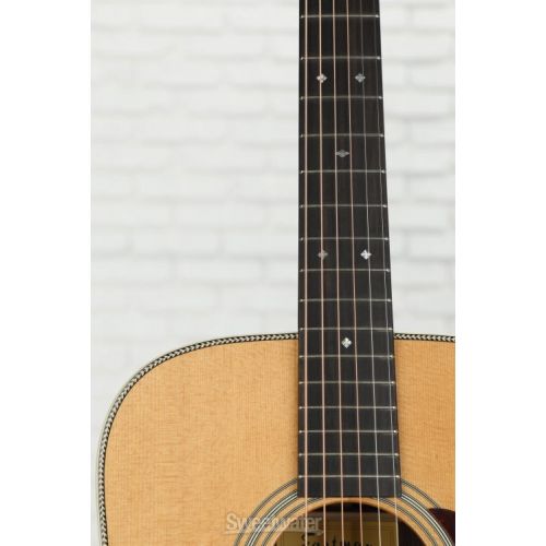  NEW
? Eastman Guitars E8D Thermo-cured Dreadnought Acoustic Guitar - Natural