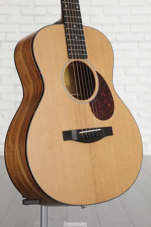 NEW
? Eastman Guitars ACTG2E Travel Acoustic-electric Guitar - Natural