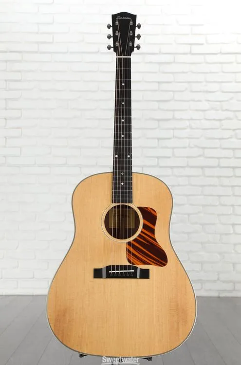  NEW
? Eastman Guitars E6SS-TC Slope Shoulder Dreadnought Acoustic Guitar - Natural