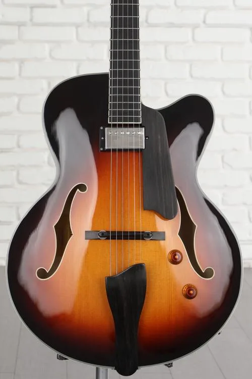 NEW
? Eastman Guitars AR503CE Archtop Hollowbody Electric Guitar - Sunburst