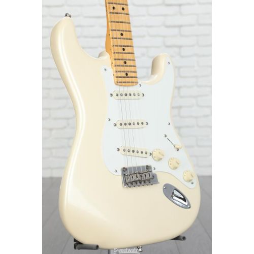  NEW
? Fender Lincoln Brewster Stratocaster Electric Guitar - Olympic Pearl with Maple Fingerboard