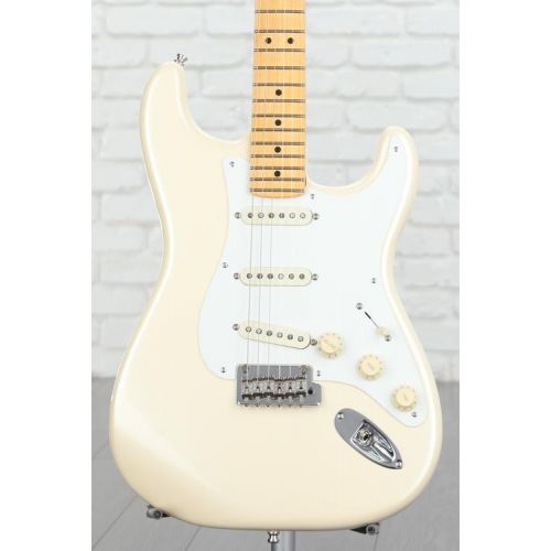  NEW
? Fender Lincoln Brewster Stratocaster Electric Guitar - Olympic Pearl with Maple Fingerboard