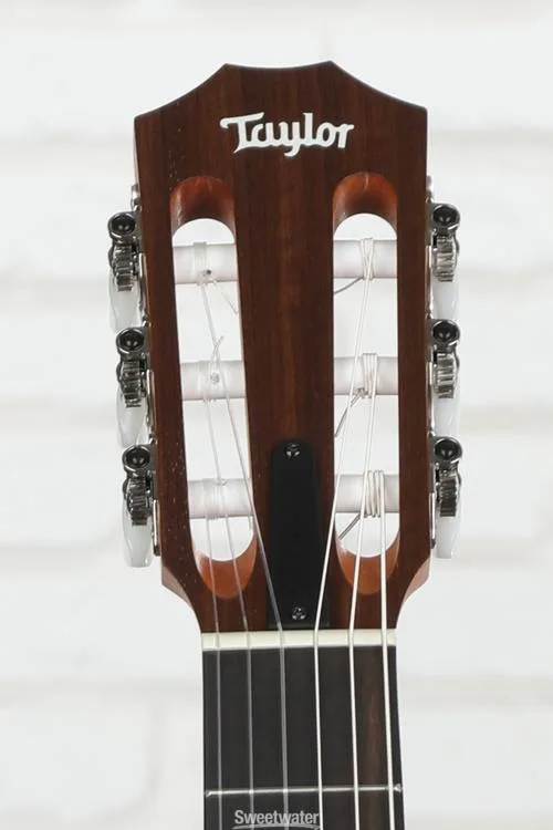  NEW
? Taylor Academy 12e-N Left-handed Nylon-string Acoustic-electric Guitar - Natural