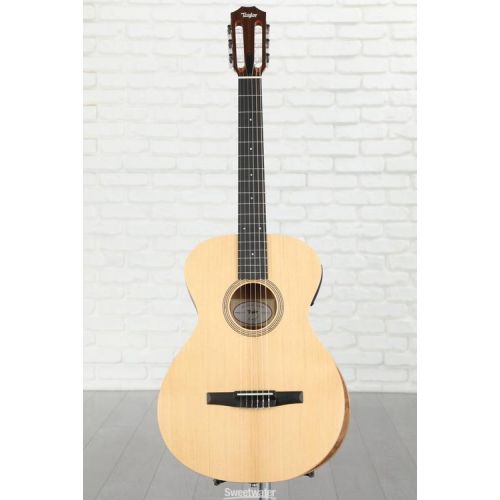  NEW
? Taylor Academy 12e-N Left-handed Nylon-string Acoustic-electric Guitar - Natural