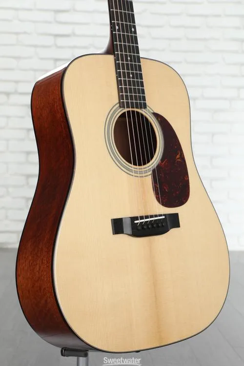 NEW
? Eastman Guitars E10D Thermo-cured Dreadnought Acoustic Guitar - Natural