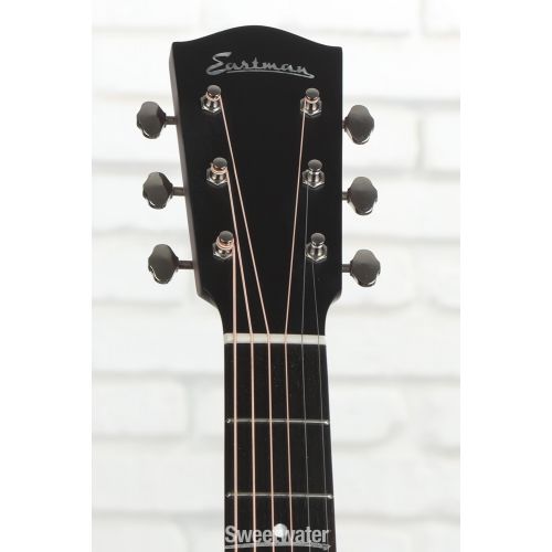  NEW
? Eastman Guitars E10SS Thermo-cured Slope-shoulder Dreadnought Acoustic Guitar - Sunburst