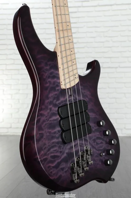  NEW
? Dingwall Guitars Combustion 4-string Electric Bass - Ultraviolet Burst with Maple Fingerboard