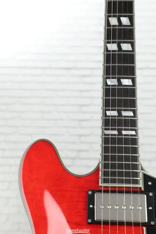  NEW
? Eastman Guitars T486B-RD Thinline Semi-hollowbody Electric Guitar - Red