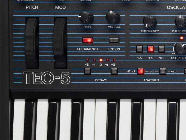  NEW
? Oberheim TEO-5 Compact Polyphonic Analog Synthesizer